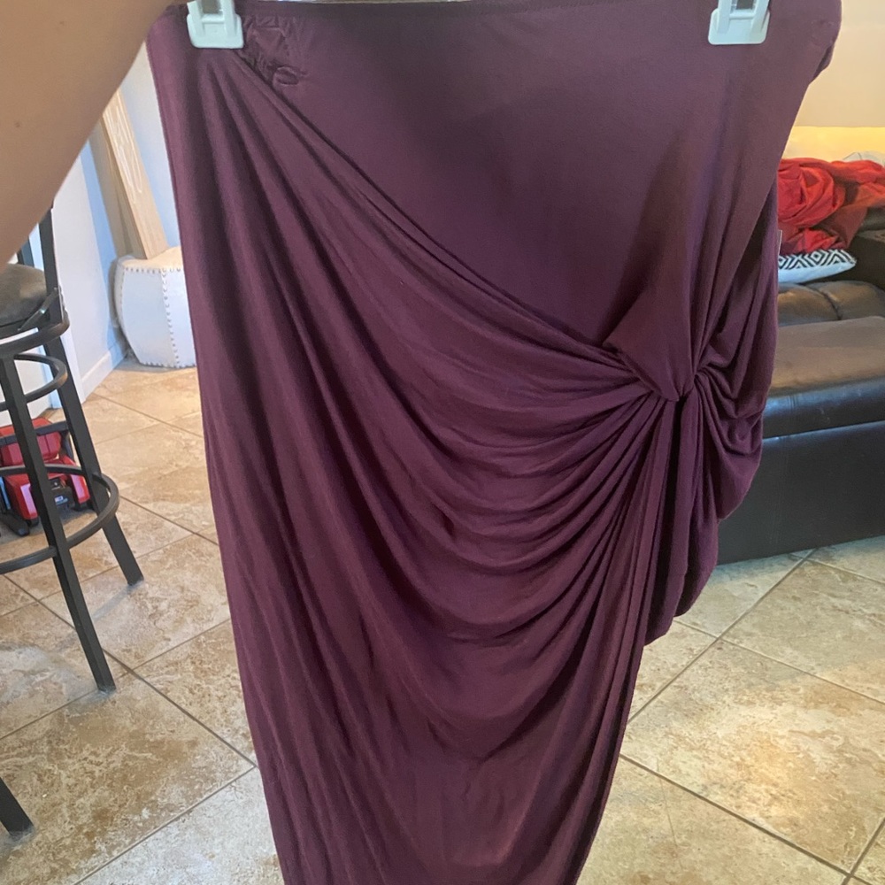 Fitted purple skirt never worn